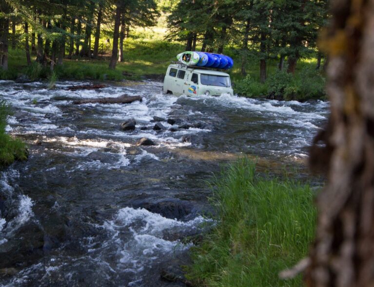Elvepadling i Russland: styggbratte og endeløse stryk!