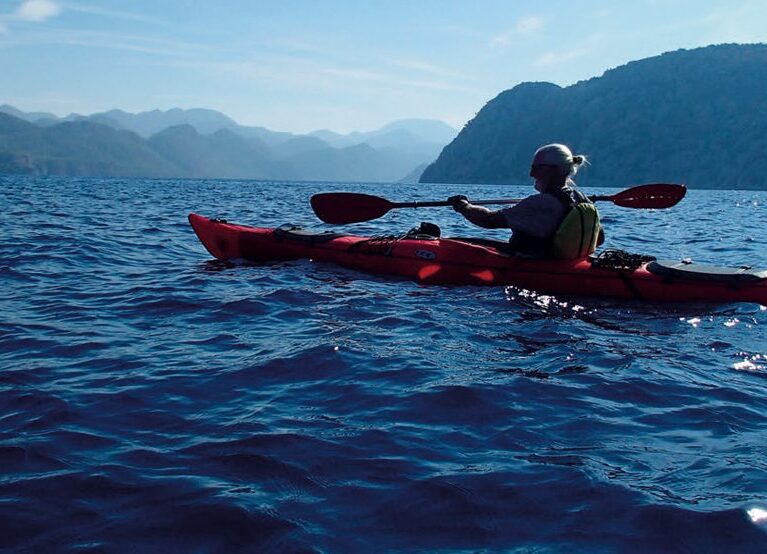 På bølgeglitter langs Bozburun