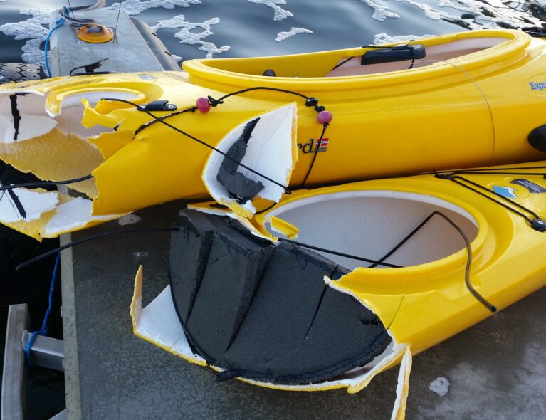 -Kajakken min knakk i to!