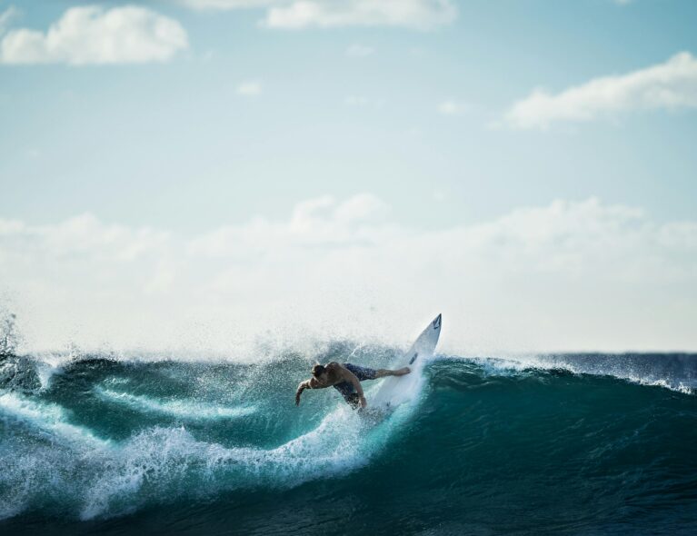 Alt på et brett – surfing blir offentlig sportsgren